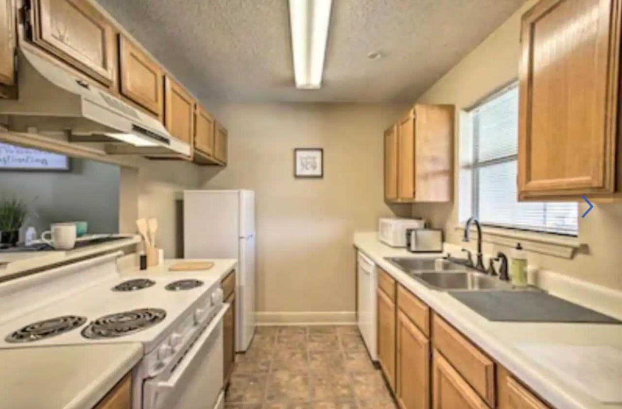 New! Lsu Baton Rouge Contemporary 3 Bedroom Suite Condo Екстер'єр фото